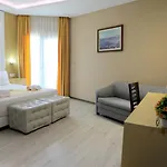 Hotel Strora