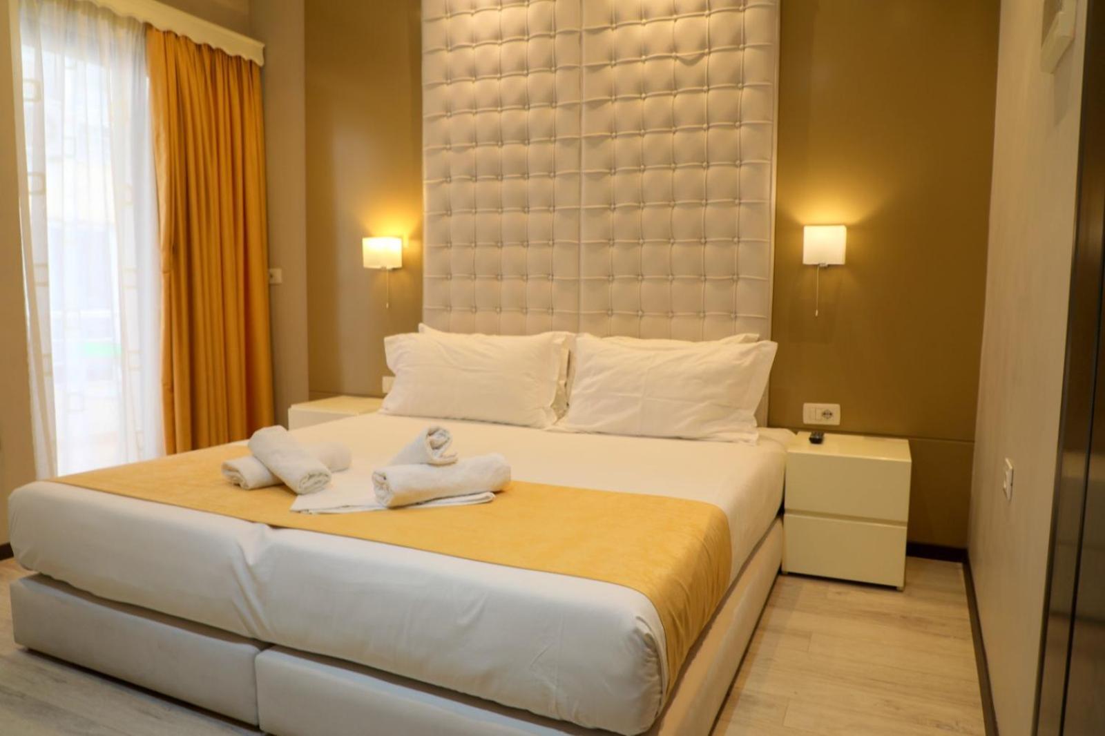 Hotel Strora