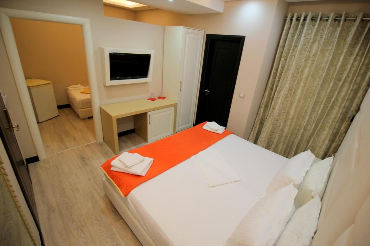 Strora Hotel