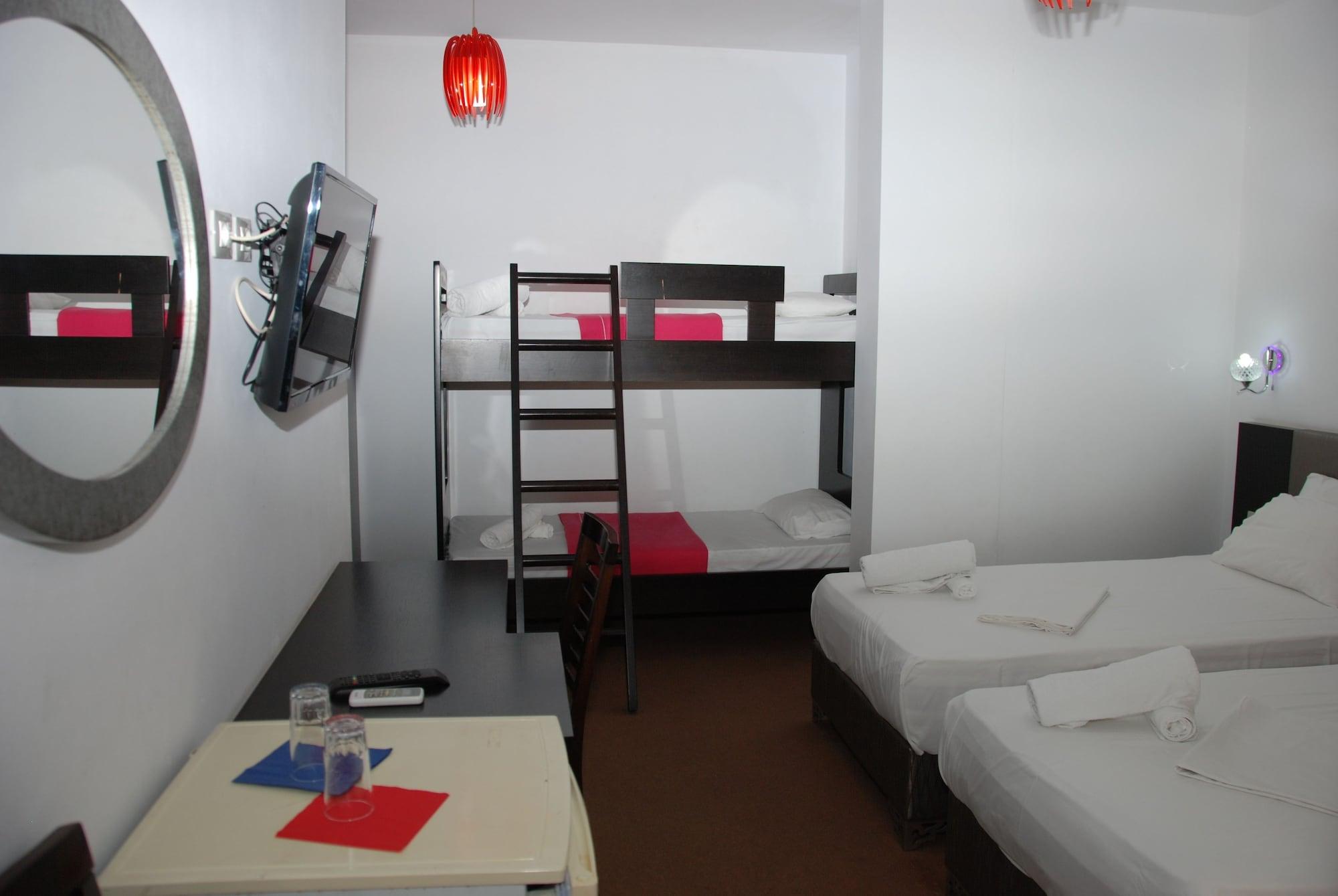 Strora Hotel 4*