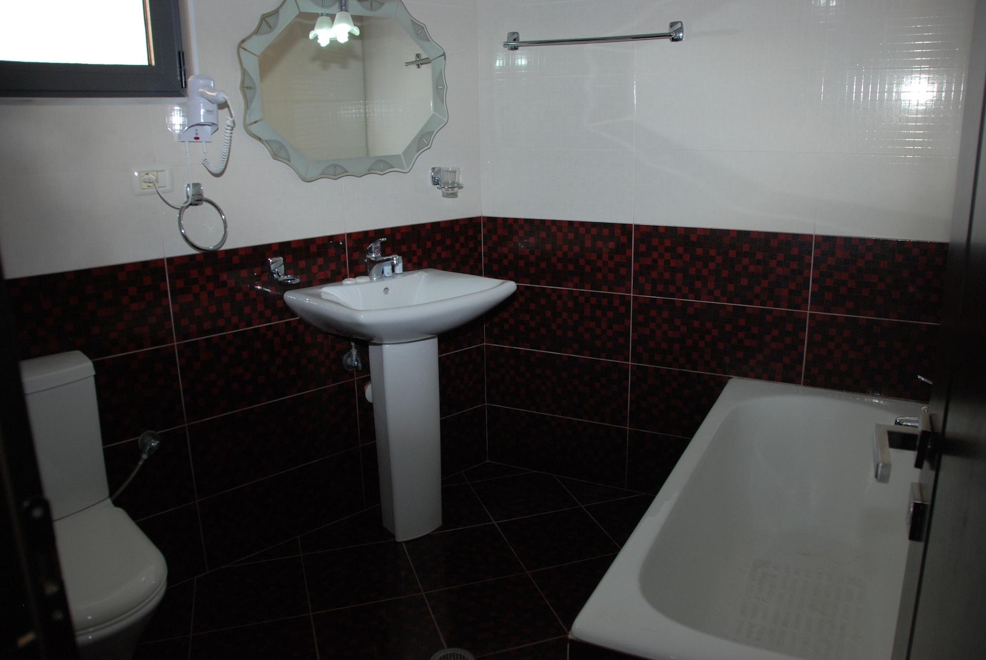 Strora Hotel