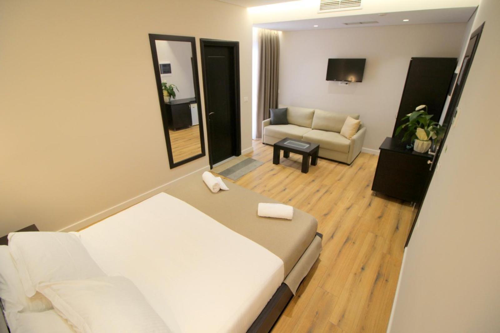 Strora 4* Sarandë