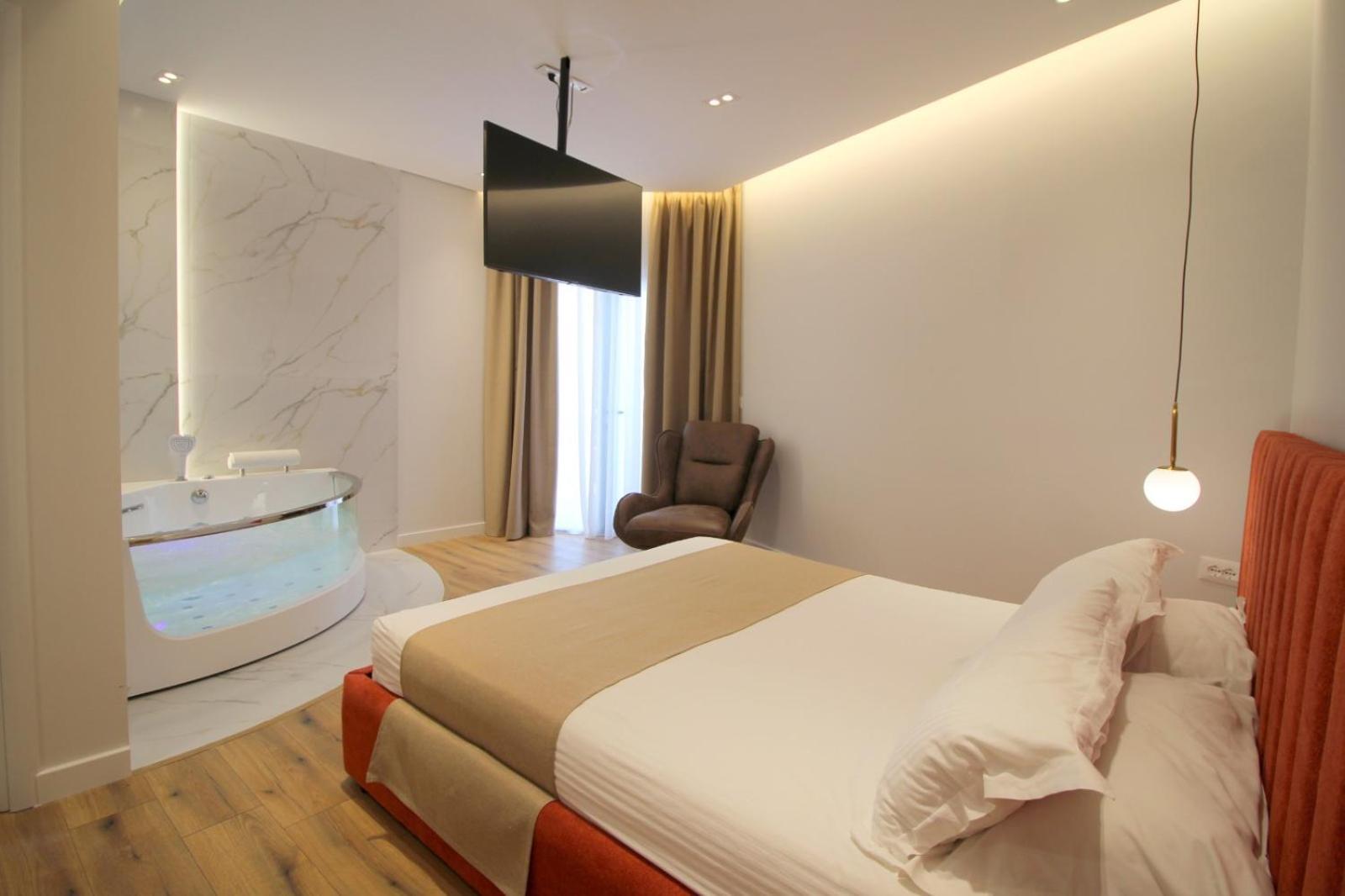 Hotel Strora
