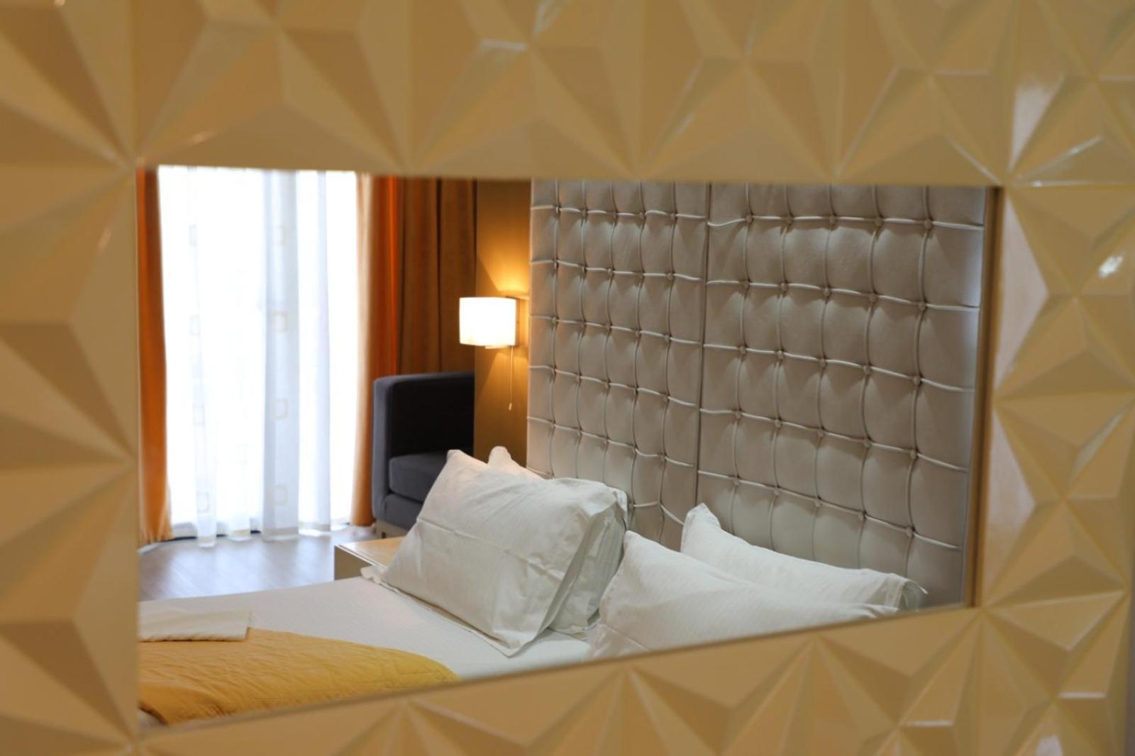 Strora 4* Sarandë
