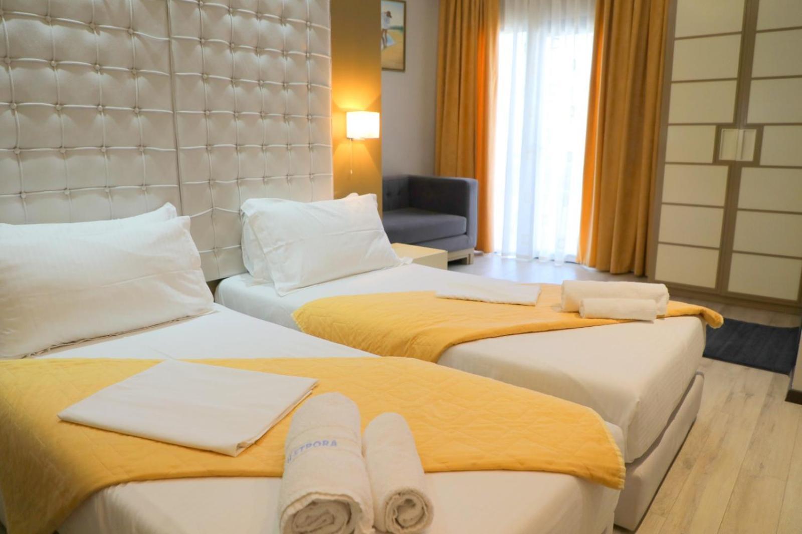 Strora 4* Sarandë